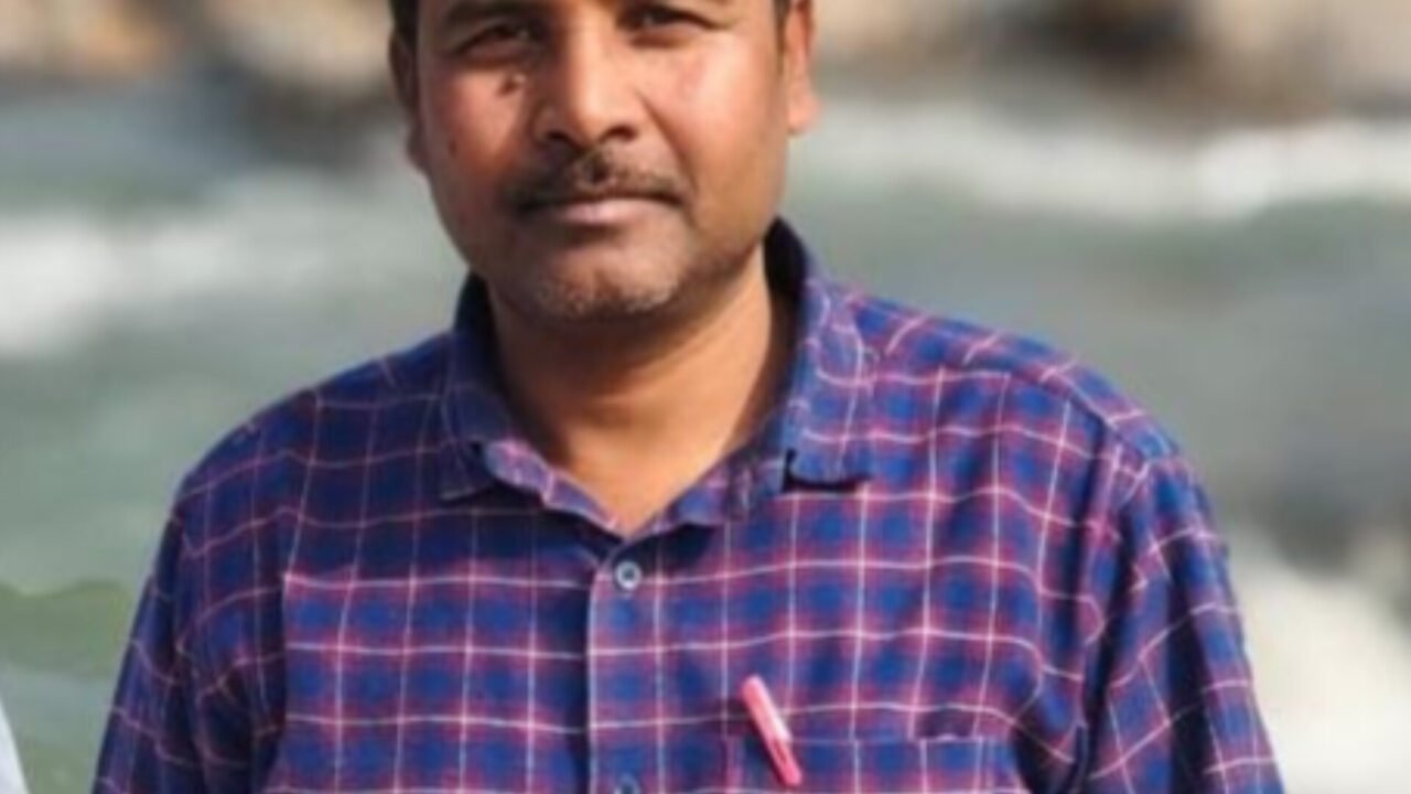 शिक्षक सह मुखिया पति की असामयिक निधन, लोगों ने गहरा दुख व्यक्त किया